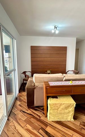 Apartamento à venda com 128m², 4 quartos e 3 vagas Apartamento à venda com 128m², 4 quartos e 3 vagasSala