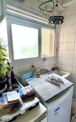 Apartamento à venda com 128m², 4 quartos e 3 vagas Apartamento à venda com 128m², 4 quartos e 3 vagasÁrea de Serviço