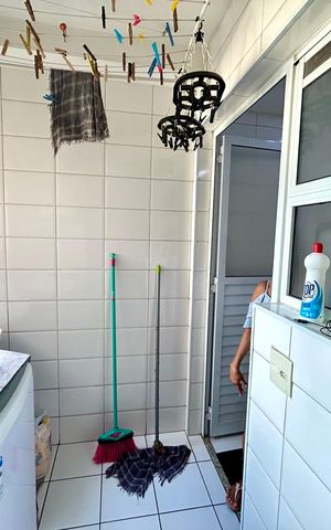 Apartamento à venda com 128m², 4 quartos e 3 vagas Apartamento à venda com 128m², 4 quartos e 3 vagasÁrea de Serviço