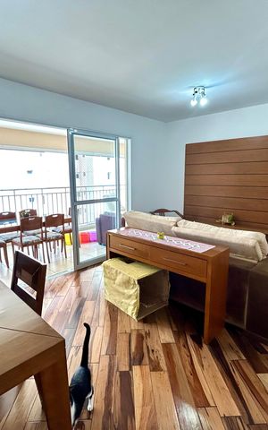 Apartamento à venda com 128m², 4 quartos e 3 vagas Apartamento à venda com 128m², 4 quartos e 3 vagasSala