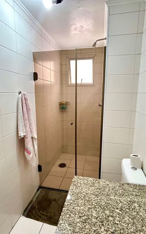 Apartamento à venda com 128m², 4 quartos e 3 vagas Apartamento à venda com 128m², 4 quartos e 3 vagasBanheiro 1