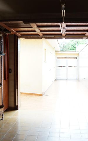 Casa à venda com 147m², 2 quartos e 6 vagasGaragem