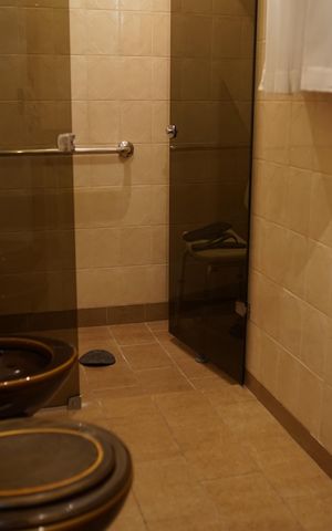 Casa à venda com 147m², 2 quartos e 6 vagasBanheiro Social