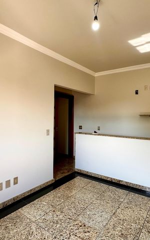 Apartamento à venda com 266m², 7 quartos e sem vaga