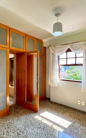 Apartamento à venda com 266m², 7 quartos e sem vaga