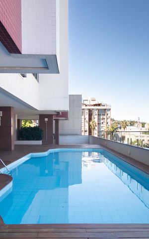 Apartamento para alugar com 96m², 3 quartos e 1 vagaÁrea comum - Piscina