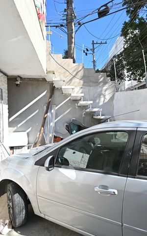 Casa à venda com 30m², 1 quarto e 1 vagaGaragem