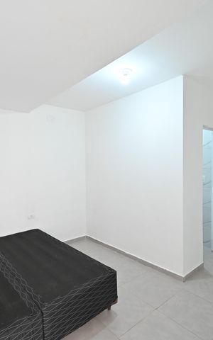 Casa à venda com 30m², 1 quarto e 1 vagaQuarto