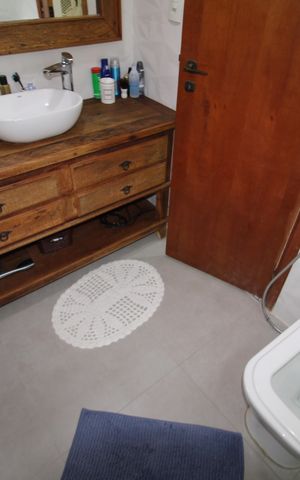 Apartamento à venda com 164m², 3 quartos e 4 vagasQuarto 1 - Banheiro
