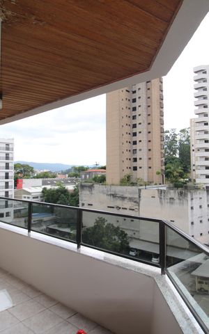 Apartamento à venda com 164m², 3 quartos e 4 vagasSala - Varanda