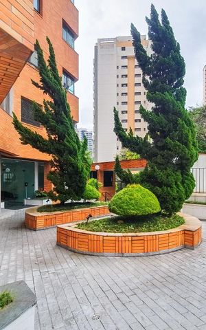 Apartamento à venda com 120m², 3 quartos e 2 vagas Apartamento à venda com 120m², 3 quartos e 2 vagasÁrea comum