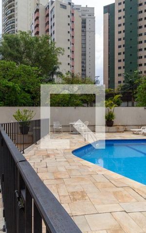 Apartamento à venda com 120m², 3 quartos e 2 vagas Apartamento à venda com 120m², 3 quartos e 2 vagasPiscina