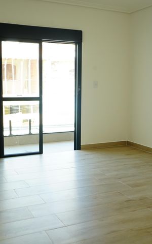 Casa à venda com 120m², 3 quartos e 2 vagasSuíte