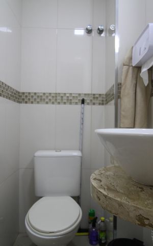 Casa de condomínio à venda com 139m², 2 quartos e 3 vagasLavabo