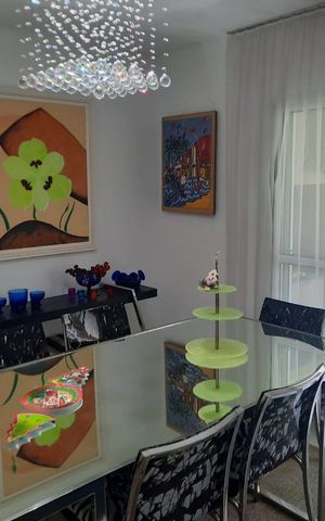 Apartamento à venda com 111m², 3 quartos e 2 vagas Apartamento à venda com 111m², 3 quartos e 2 vagasSala