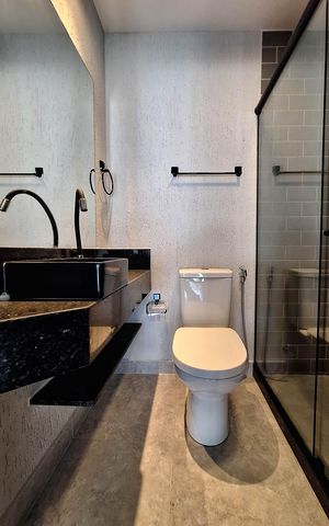 Casa à venda com 395m², 7 quartos e 5 vagas Casa à venda com 395m², 7 quartos e 5 vagasBanheiro da Suíte 2
