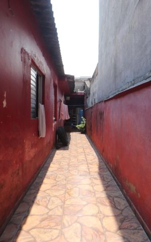 Casa à venda com 125m², 3 quartos e 1 vagaCorredor Lateral