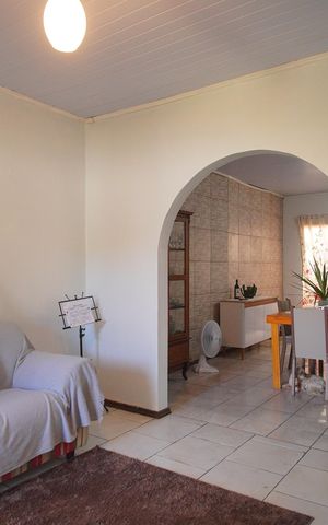 Casa à venda com 180m², 3 quartos e 1 vagaSala