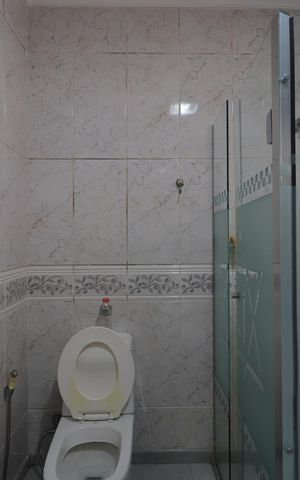 Casa de condomínio para alugar com 450m², 4 quartos e 6 vagasBanheiro da Suíte 4