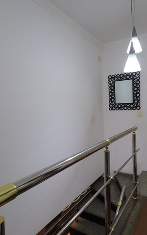 Casa de condomínio para alugar com 450m², 4 quartos e 6 vagasCorredor