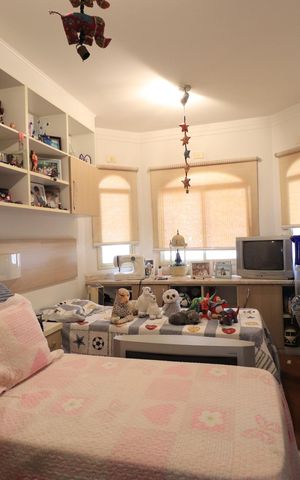 Casa de condomínio para alugar com 450m², 4 quartos e 6 vagasQuarto 3 - Suíte
