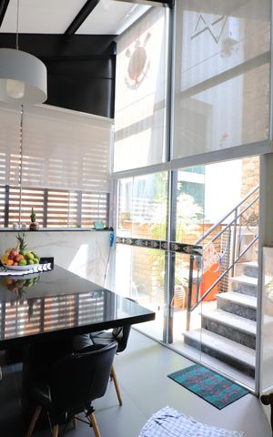 Casa de condomínio para alugar com 450m², 4 quartos e 6 vagasChurrasqueira