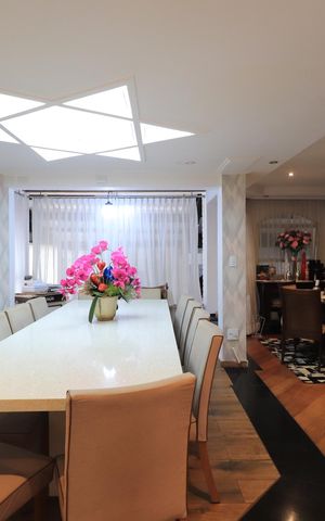 Casa de condomínio para alugar com 450m², 4 quartos e 6 vagasSala de Jantar