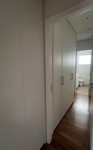 Apartamento à venda com 130m², 3 quartos e 3 vagas Apartamento à venda com 130m², 3 quartos e 3 vagasCorredor