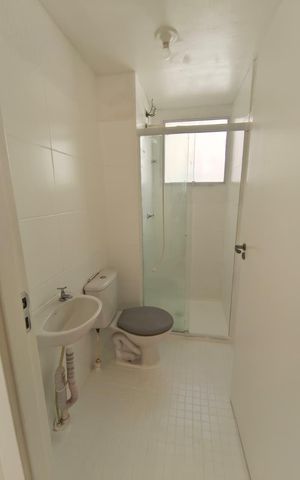 Apartamento à venda com 45m², 2 quartos e 1 vaga Apartamento à venda com 45m², 2 quartos e 1 vagaBanheiro