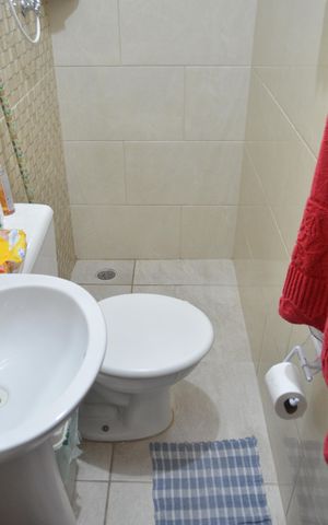 Casa à venda com 306m², 3 quartos e sem vagaBanheiro Social