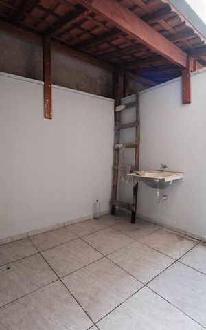 Casa à venda com 100m², 3 quartos e 2 vagasÁrea de Serviço