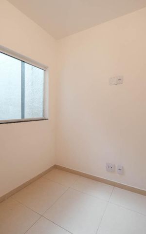 Casa à venda com 100m², 3 quartos e 2 vagasQuarto 2