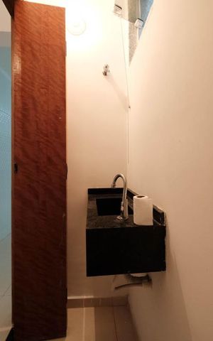 Casa à venda com 100m², 3 quartos e 2 vagasLavabo