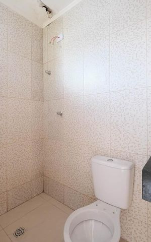 Casa à venda com 100m², 3 quartos e 2 vagasSuíte