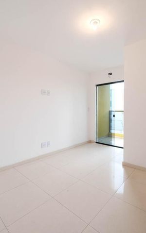 Casa à venda com 100m², 3 quartos e 2 vagasSuíte