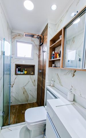 Apartamento à venda com 61m², 2 quartos e 2 vagasBanheiro da Suíte