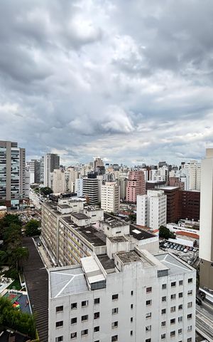 Apartamento à venda com 215m², 3 quartos e 3 vagasVista