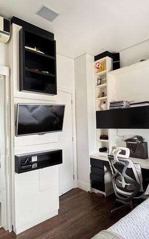 Apartamento à venda com 215m², 3 quartos e 3 vagasSuíte 2