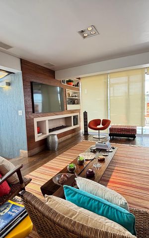 Apartamento à venda com 215m², 3 quartos e 3 vagasCobertura