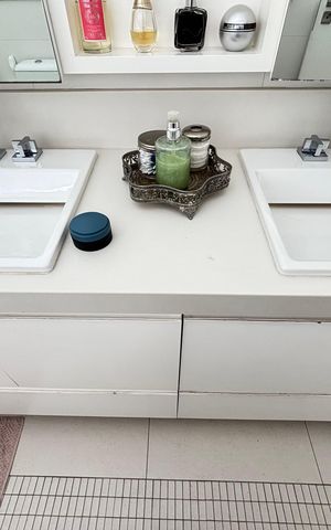 Apartamento à venda com 215m², 3 quartos e 3 vagasBanheiro da Suíte 3