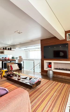 Apartamento à venda com 215m², 3 quartos e 3 vagasCobertura