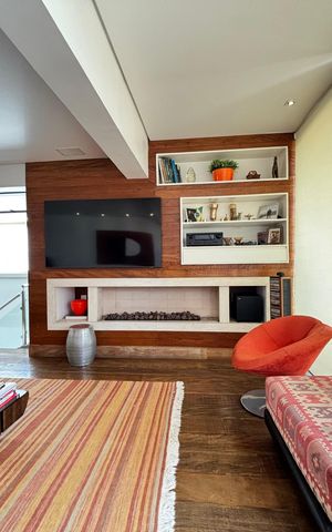 Apartamento à venda com 215m², 3 quartos e 3 vagasCobertura