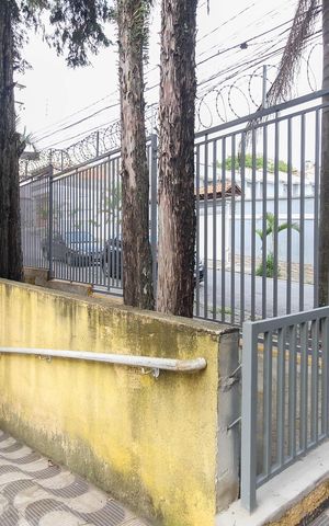 Apartamento à venda com 42m², 2 quartos e 1 vaga Apartamento à venda com 42m², 2 quartos e 1 vagaEntrada