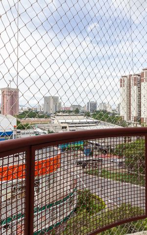 Apartamento à venda com 105m², 3 quartos e 2 vagas Apartamento à venda com 105m², 3 quartos e 2 vagasVaranda