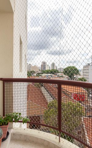 Apartamento à venda com 105m², 3 quartos e 2 vagas Apartamento à venda com 105m², 3 quartos e 2 vagasVaranda