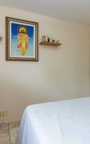 Apartamento à venda com 105m², 3 quartos e 2 vagas Apartamento à venda com 105m², 3 quartos e 2 vagasQuarto