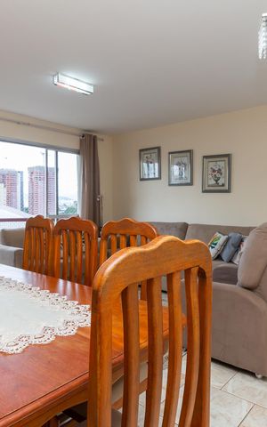 Apartamento à venda com 105m², 3 quartos e 2 vagas Apartamento à venda com 105m², 3 quartos e 2 vagasSala