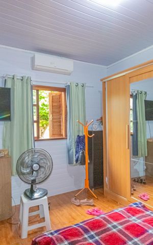 Casa à venda com 54m², 3 quartos e 1 vaga Casa à venda com 54m², 3 quartos e 1 vagaQuarto 1