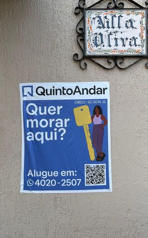 Casa de condomínio para alugar com 120m², 2 quartos e 2 vagas Casa de condomínio para alugar com 120m², 2 quartos e 2 vagasPlaca