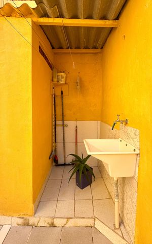 Apartamento à venda com 200m², 2 quartos e 2 vagas Apartamento à venda com 200m², 2 quartos e 2 vagasÁrea de Serviço
